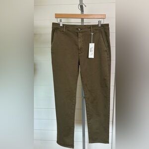 AG “Caden Straight” Relaxed Chino Pants – NWT – Women’s Size 29 – Olive Green